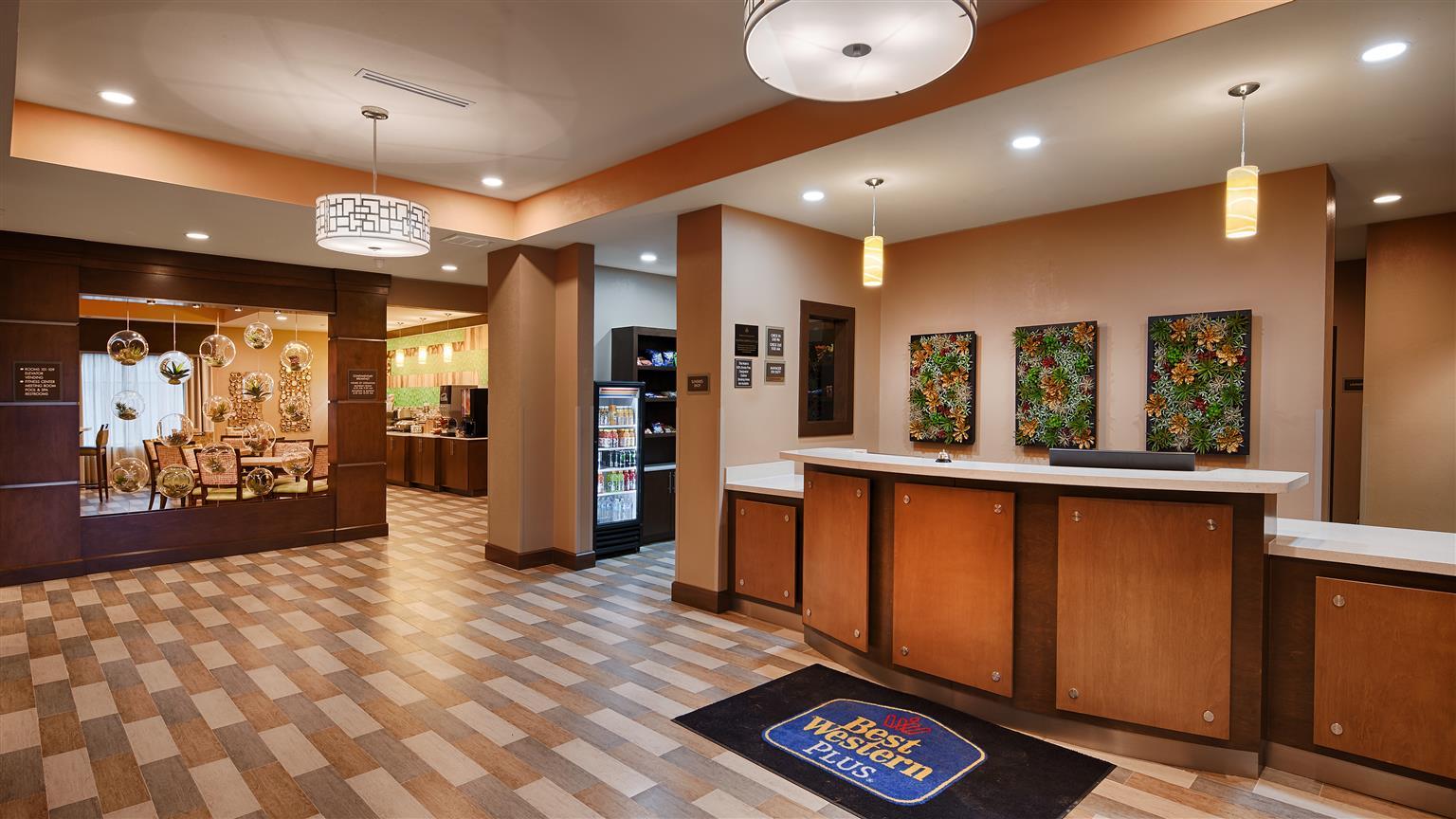 Best Western Plus Flatonia Inn Exterior photo